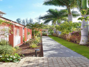 Villa Maspalomas Lux | Luxury Retreat in Gran Canaria | Private Heated Pool | Wonderdul Terrace with Dining Area and BBQ | Minutes from Popular areas of Maspalomas and Playa del Inglés | Maspalomas